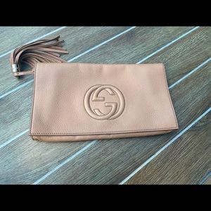 Gucci nude clutch